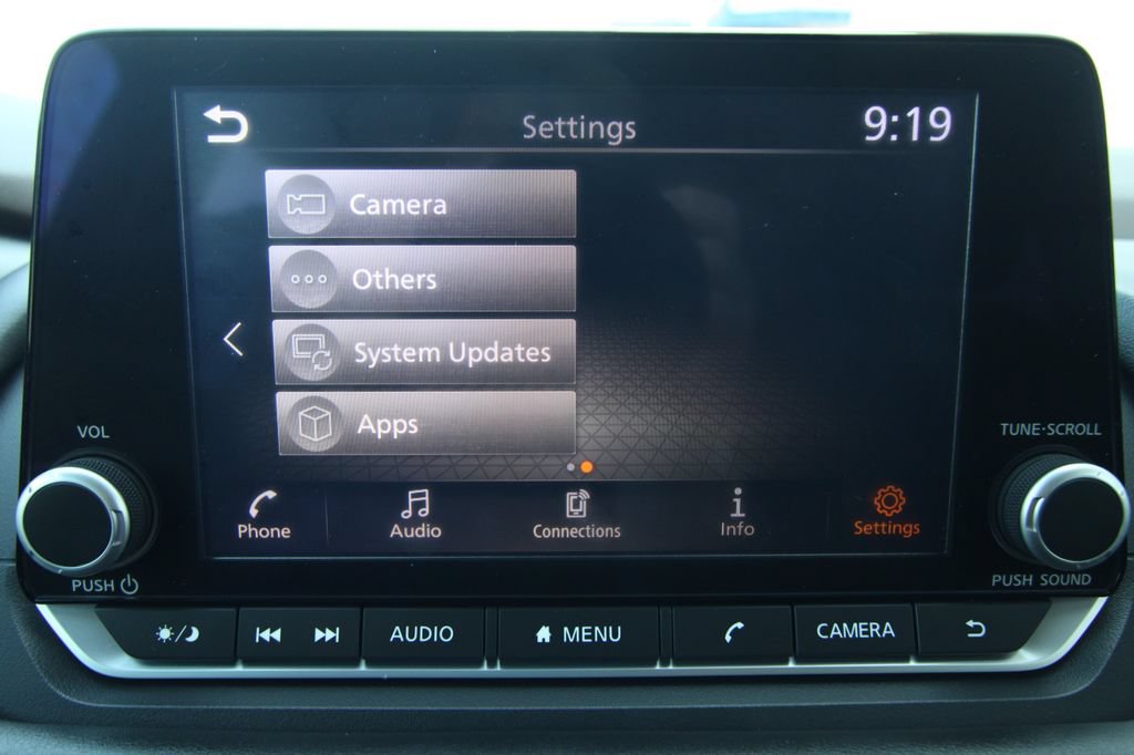 Used 2023 Nissan Rogue S AWD/4WD image 33