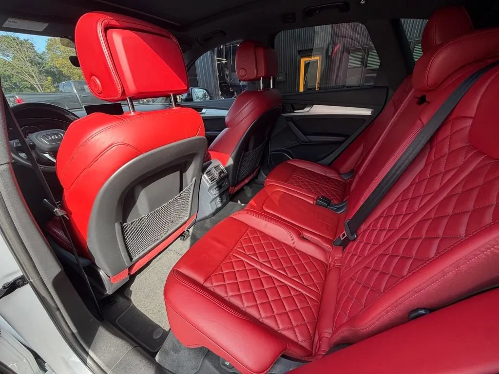 Used 2018 Audi SQ5 Premium Plus w/ Navigation Package AWD/4WD image 6