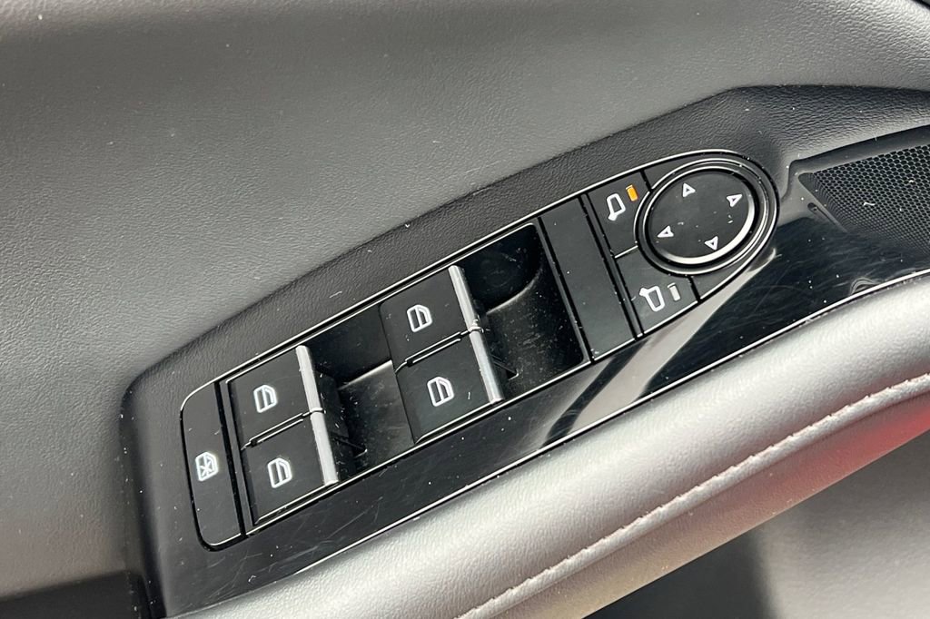 Certified 2025 MAZDA MAZDA3 s Sport image 14