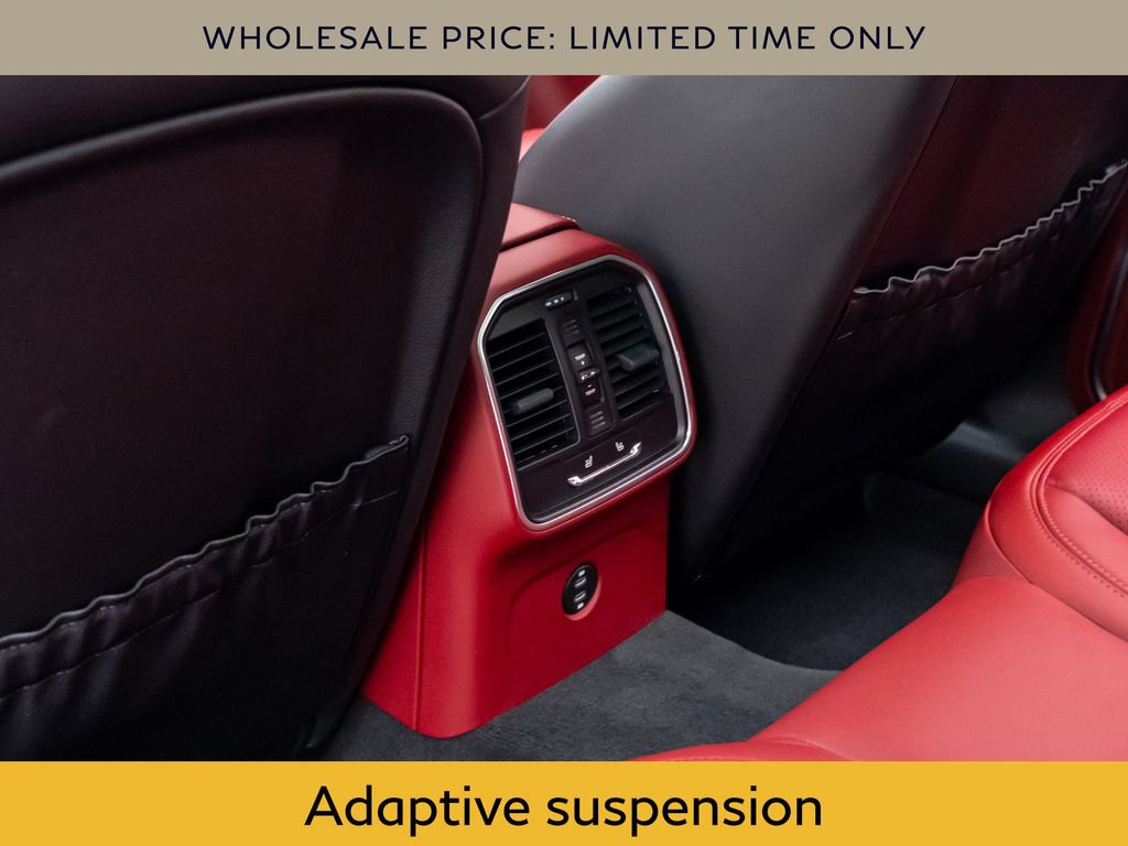 Used 2023 Porsche Macan GTS AWD/4WD image 17