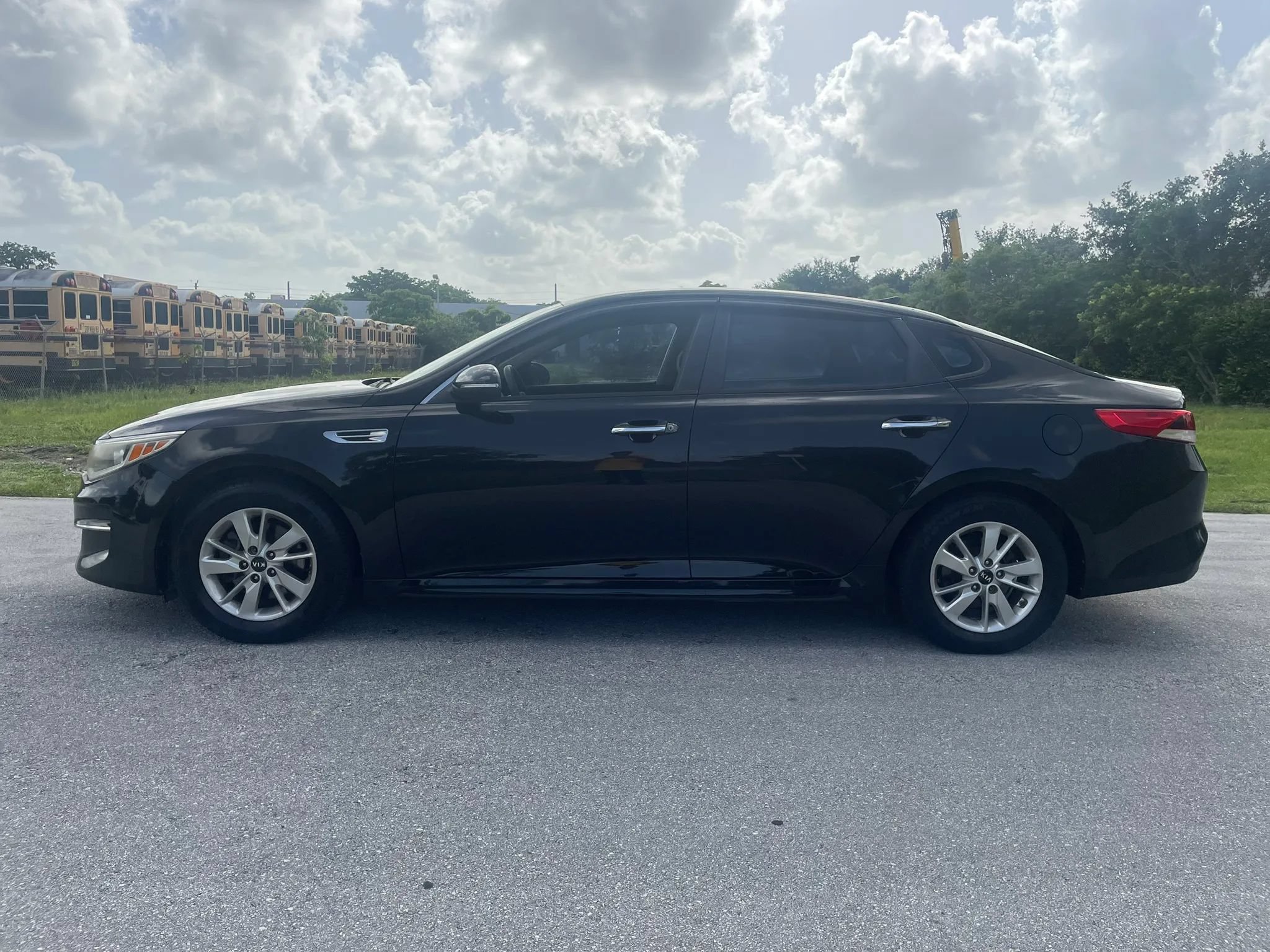 Used 2016 Kia Optima LX FWD image 10