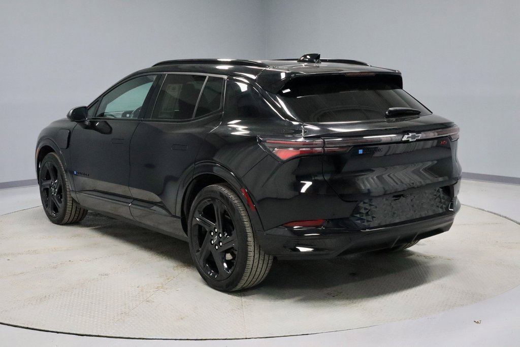 Used 2024 Chevrolet Equinox EV RS image 9