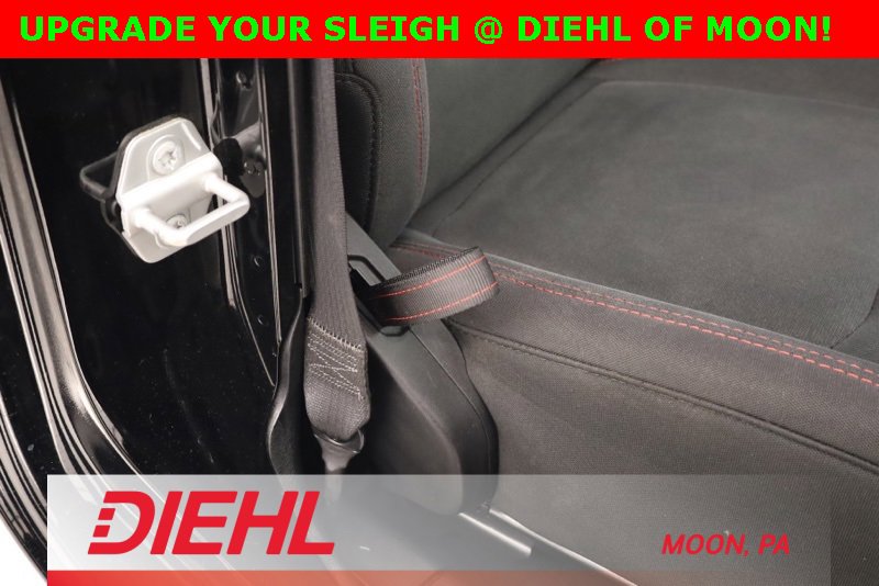 Used 2022 Jeep Wrangler Unlimited Rubicon w/ LED Lighting Group image 33