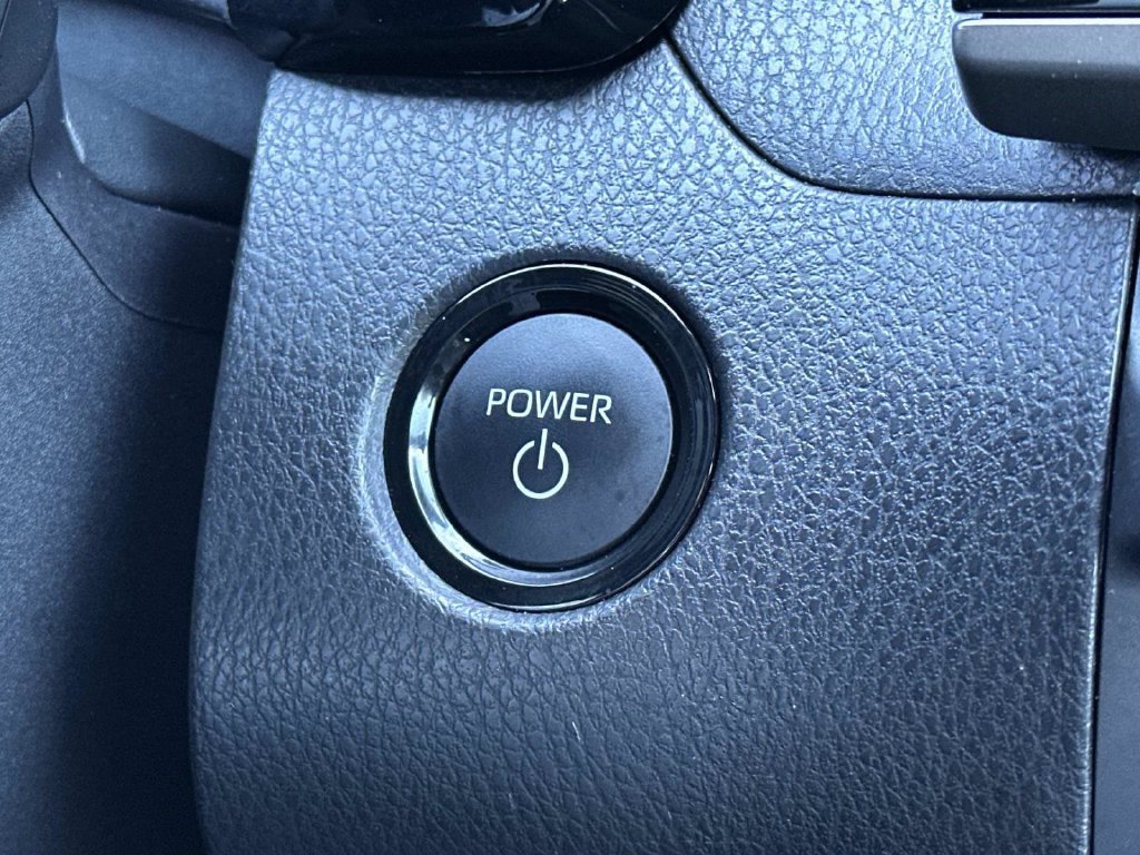 Used 2026 Toyota Camry SE FWD image 32