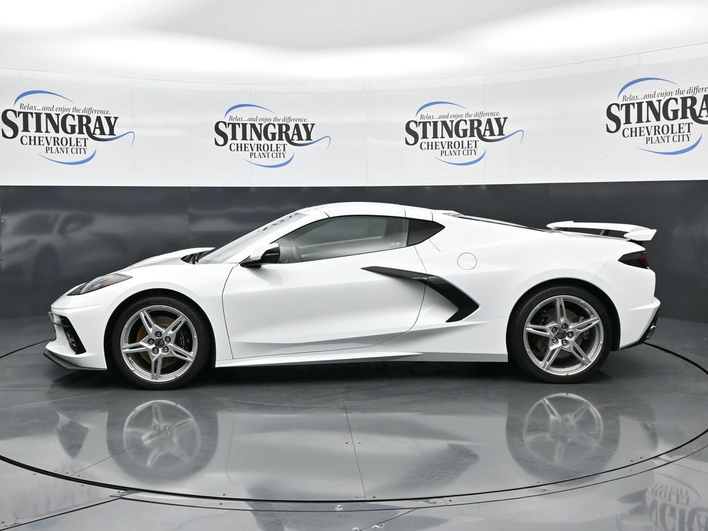 Used 2025 Chevrolet Corvette Stingray Premium Cpe w/ Z51 Performance Package RWD image 5