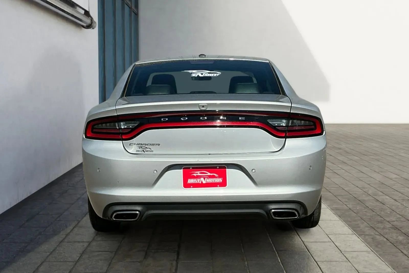Used 2021 Dodge Charger SXT w/ Leather Interior Group image 5