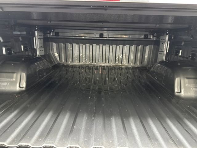 Used 2025 Chevrolet Silverado 1500 LT image 27