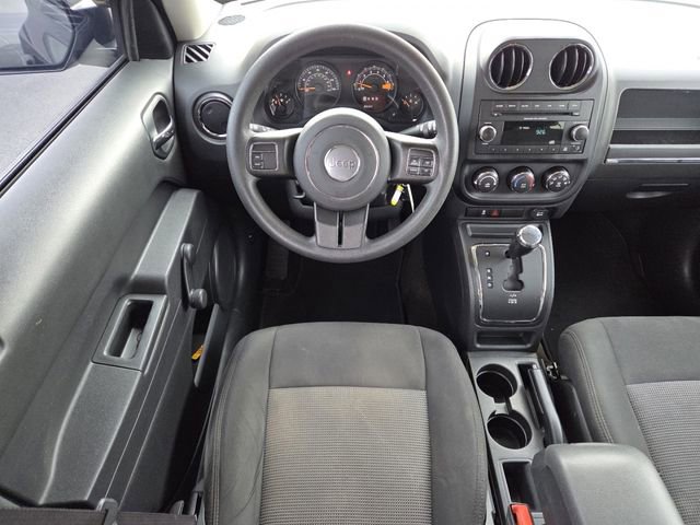 Used 2015 Jeep Patriot Sport FWD image 23
