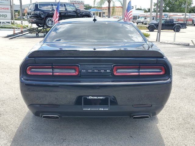 Used 2022 Dodge Challenger GT RWD image 6
