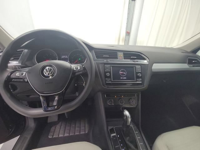 Used 2021 Volkswagen Tiguan S FWD image 9