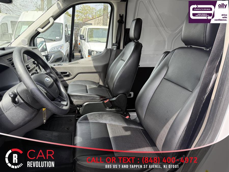 Used 2025 Ford Transit 250 148 Medium Roof RWD image 9