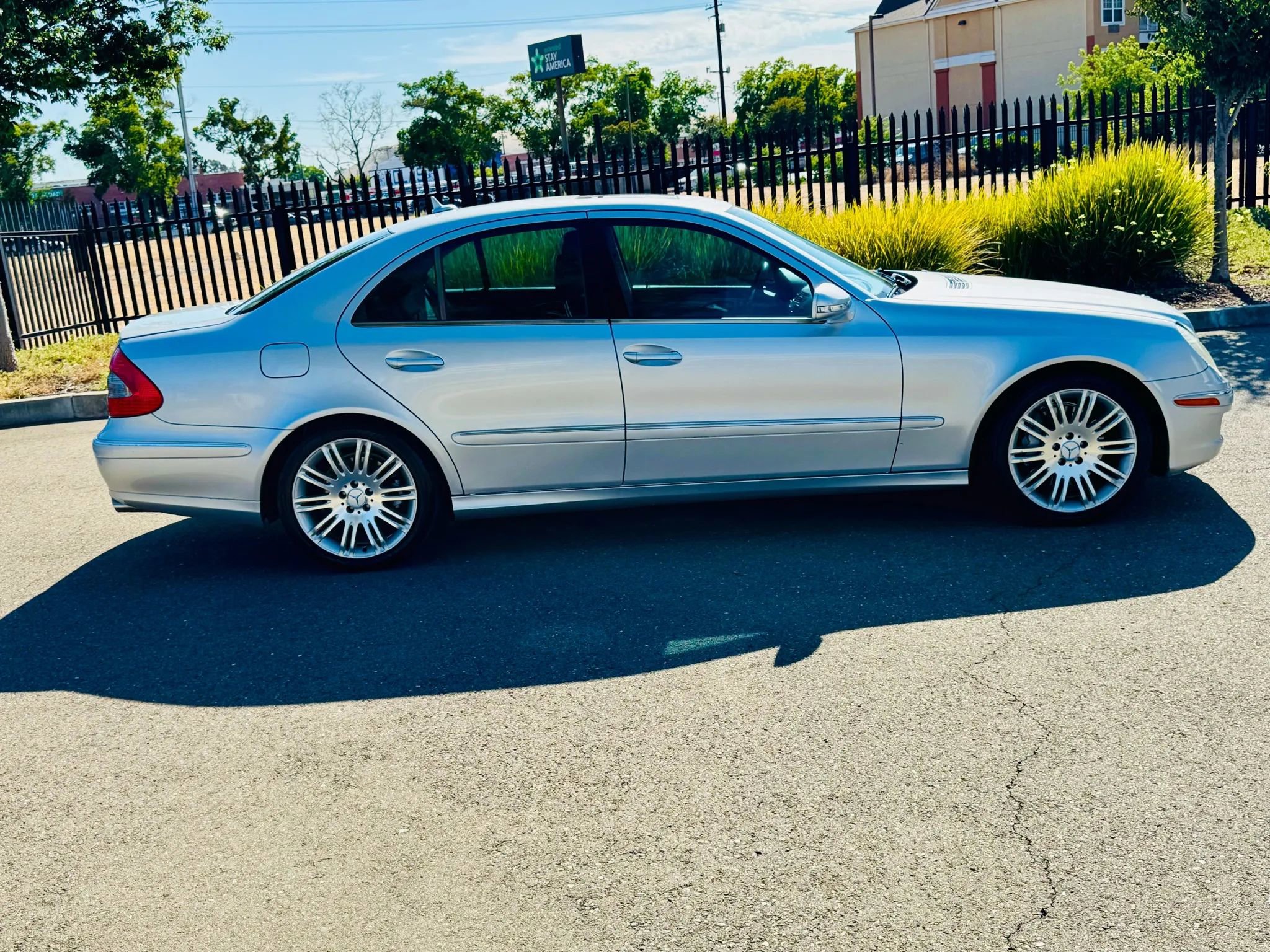 Used 2007 Mercedes-Benz E 350 Sedan image 5