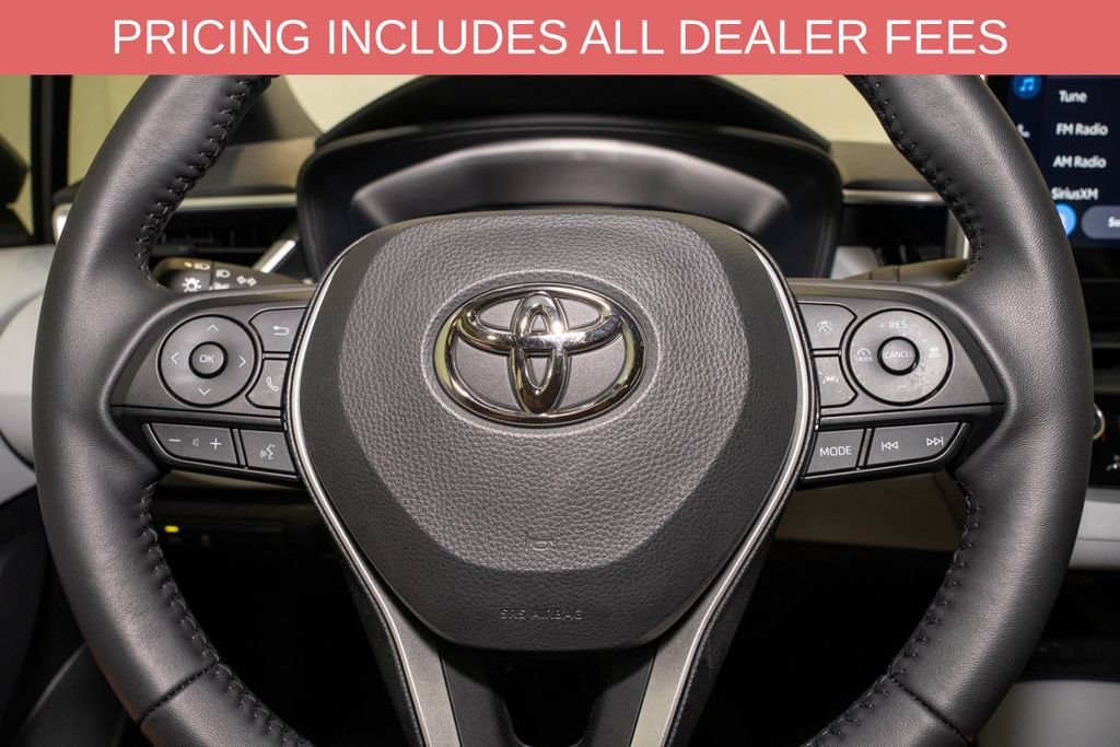 Used 2026 Toyota Corolla SE w/ SE Premium Package FWD image 17