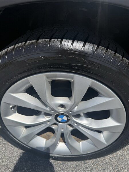 Used 2014 BMW X1 xDrive28i AWD/4WD image 11