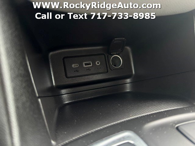 Used 2022 Chevrolet Equinox LT w/ Driver Convenience Package AWD/4WD image 21
