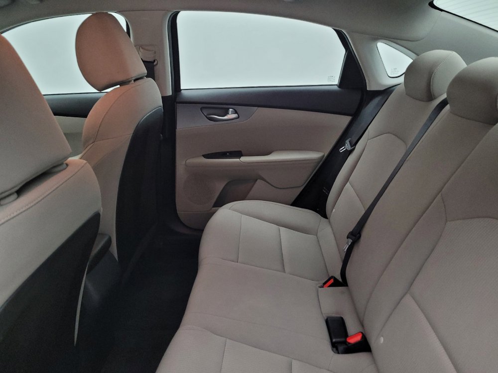 Used 2019 Kia Forte LXS FWD image 18