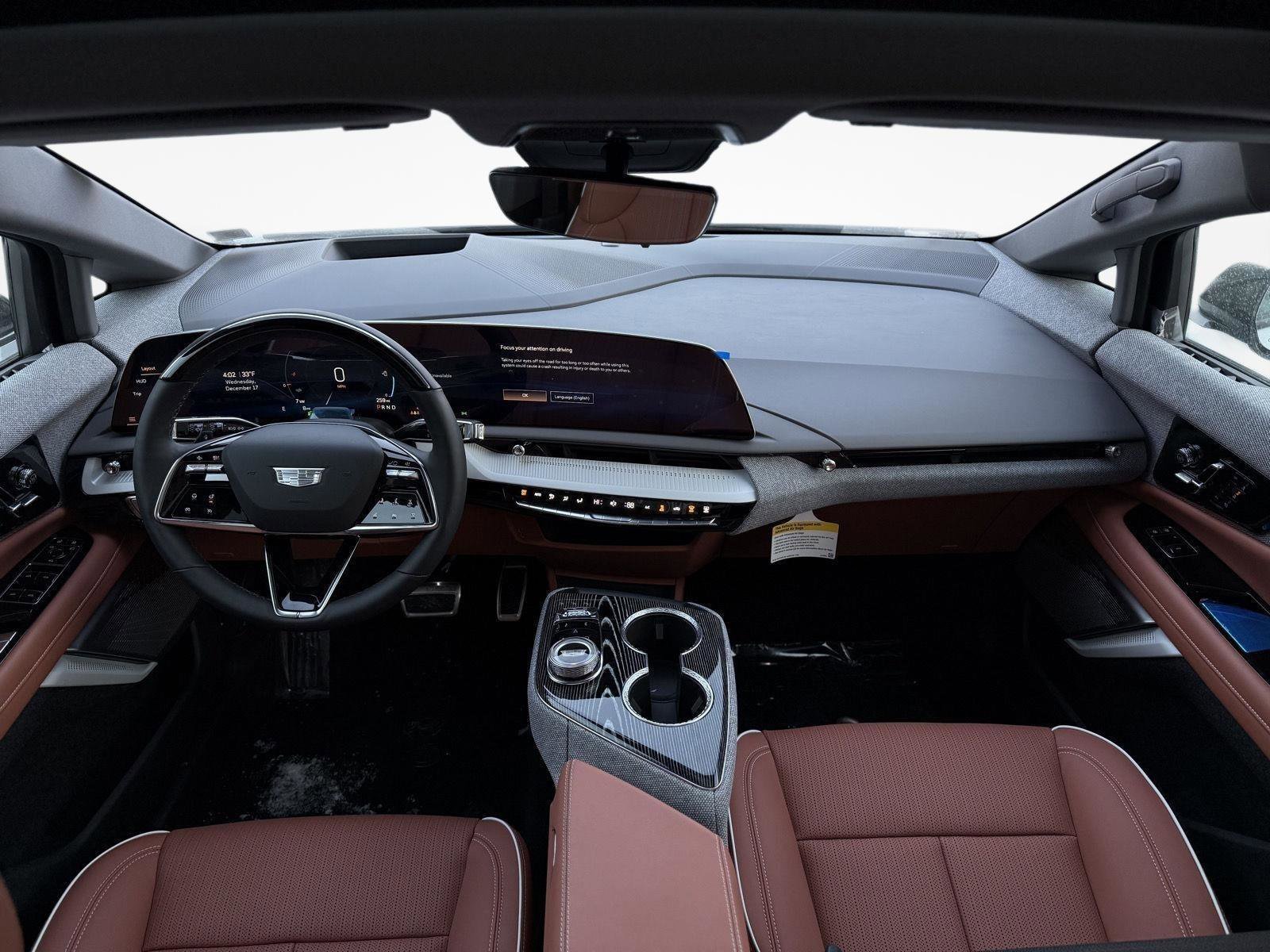 New 2025 Cadillac Optiq Sport 2 image 22