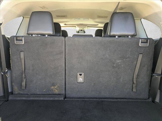 Used 2020 Toyota Highlander XLE image 6