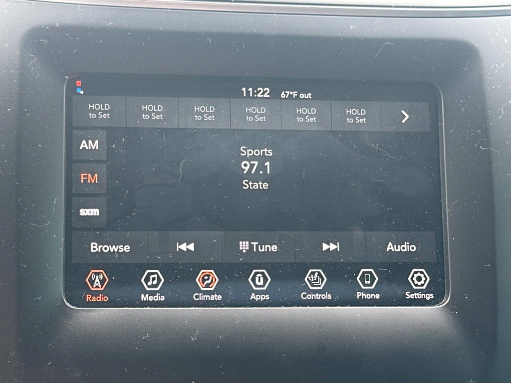 Used 2019 Jeep Cherokee Latitude Plus AWD/4WD image 21