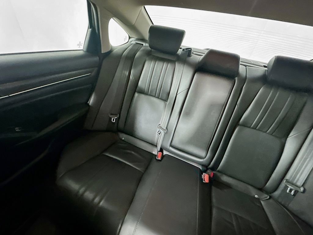 Used 2021 Honda Accord Touring image 12