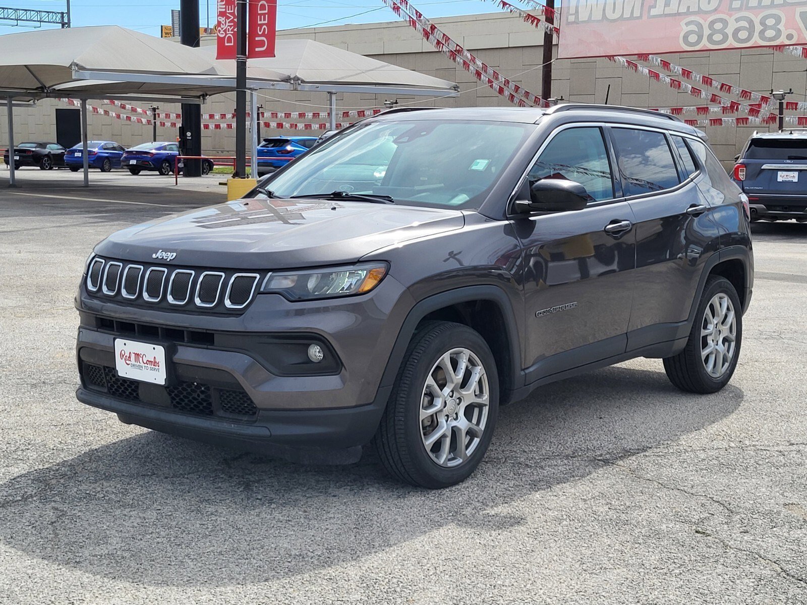 Used 2022 Jeep Compass Latitude w/ Sun and Sound Group image 8