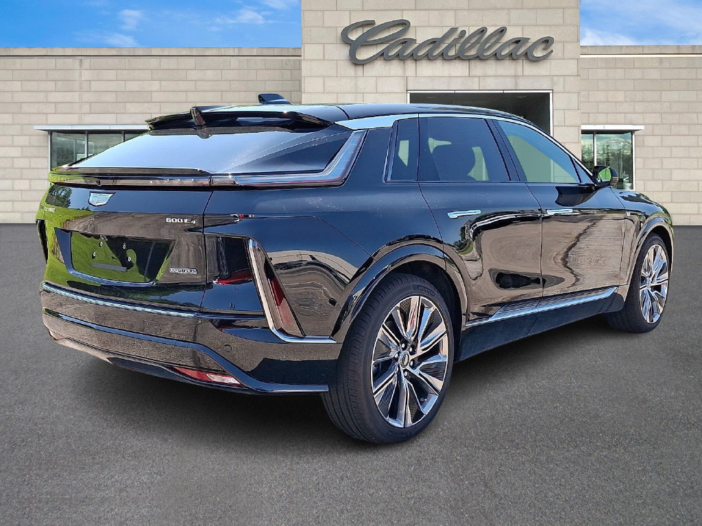 New 2026 Cadillac Lyriq Signature Luxury w/ Nappa Leather Package AWD/4WD image 3