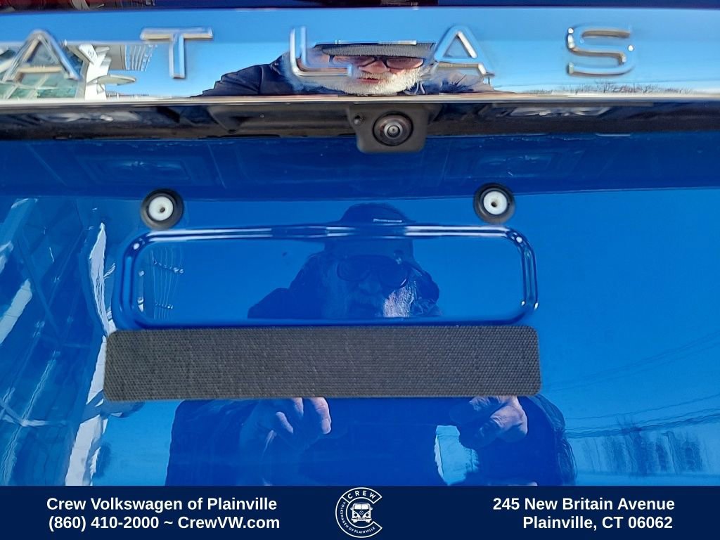 Certified 2025 Volkswagen Atlas SEL image 29