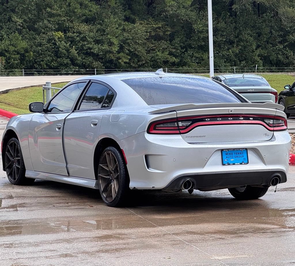 Used 2022 Dodge Charger R/T w/ Plus Group RWD image 12