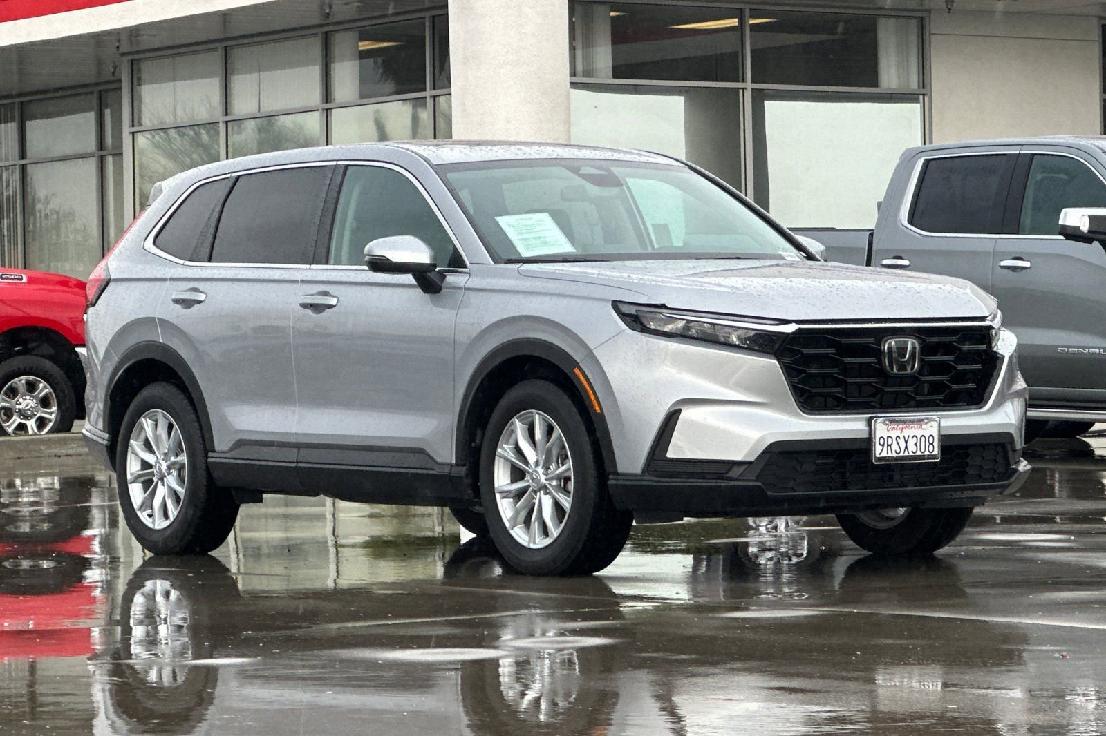 Used 2025 Honda CR-V EX image 8