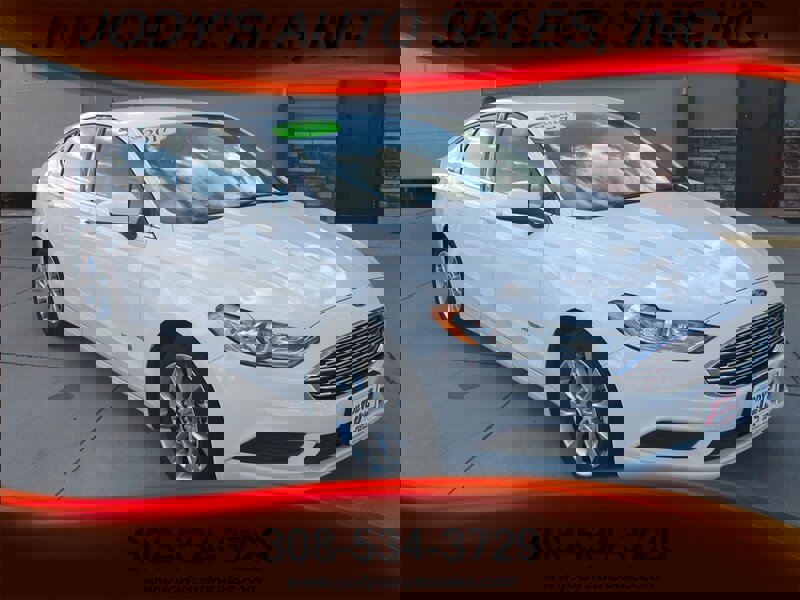 Used 2017 Ford Fusion S image 1