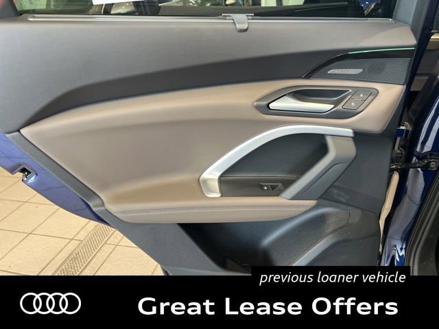 Used 2025 Audi Q5 Premium Plus w/ Premium Plus AWD/4WD image 14