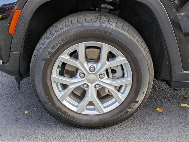 Certified 2023 Jeep Grand Cherokee L Limited w/ Trailer Tow Group (B) image 32