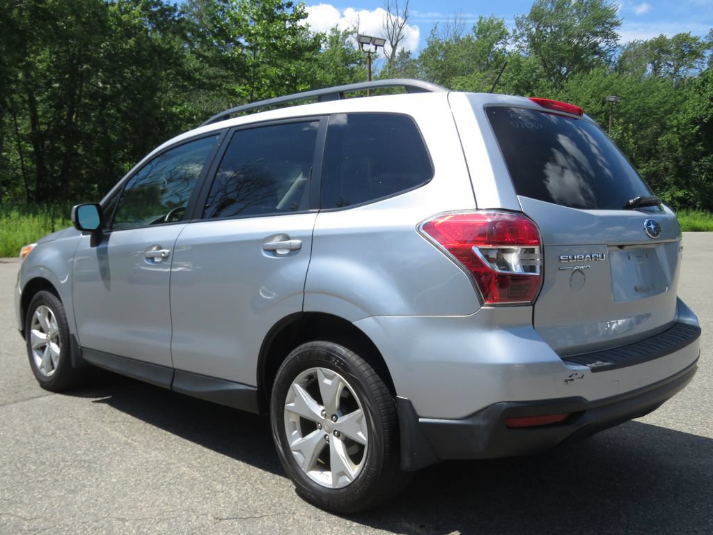 Used 2015 Subaru Forester 2.5i Premium w/ All-Weather Package AWD/4WD image 7
