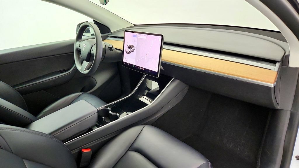Used 2020 Tesla Model Y Long Range AWD/4WD image 28