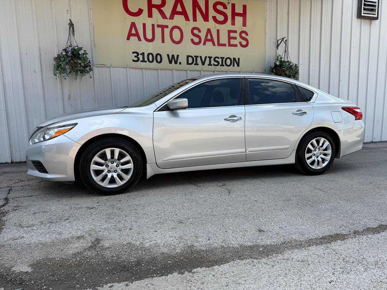 Used 2017 Nissan Altima 2.5 S w/ Power Driver Seat Package FWD image 8