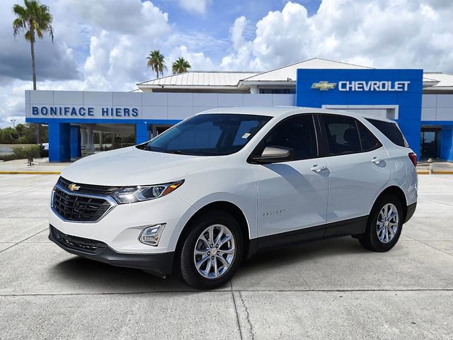 Used 2021 Chevrolet Equinox LS w/ LS Convenience Package FWD image 2