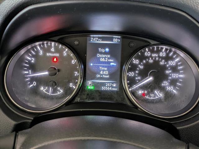 Used 2017 Nissan Rogue SL image 11