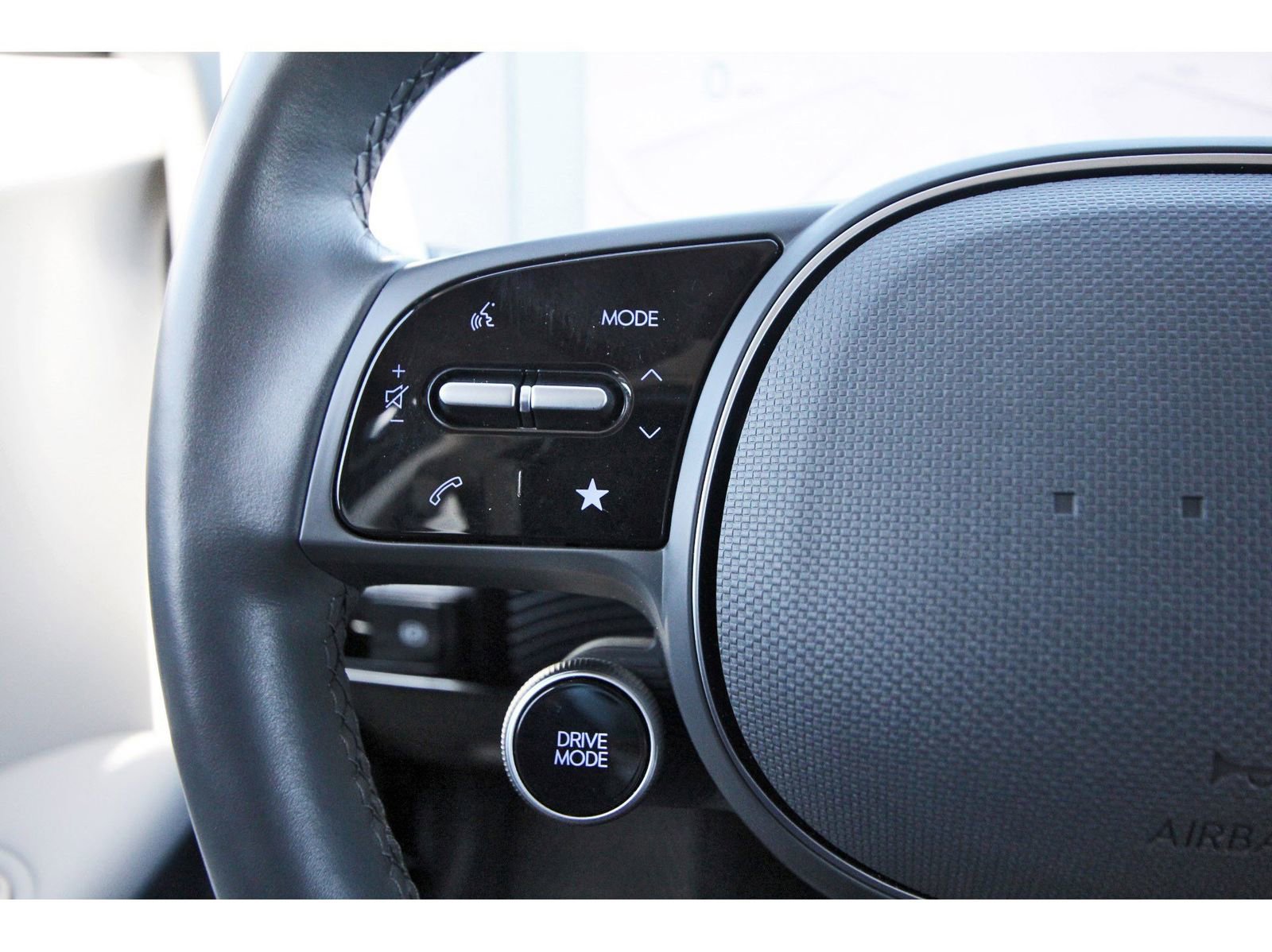 Used 2024 Hyundai Ioniq 5 SEL image 18