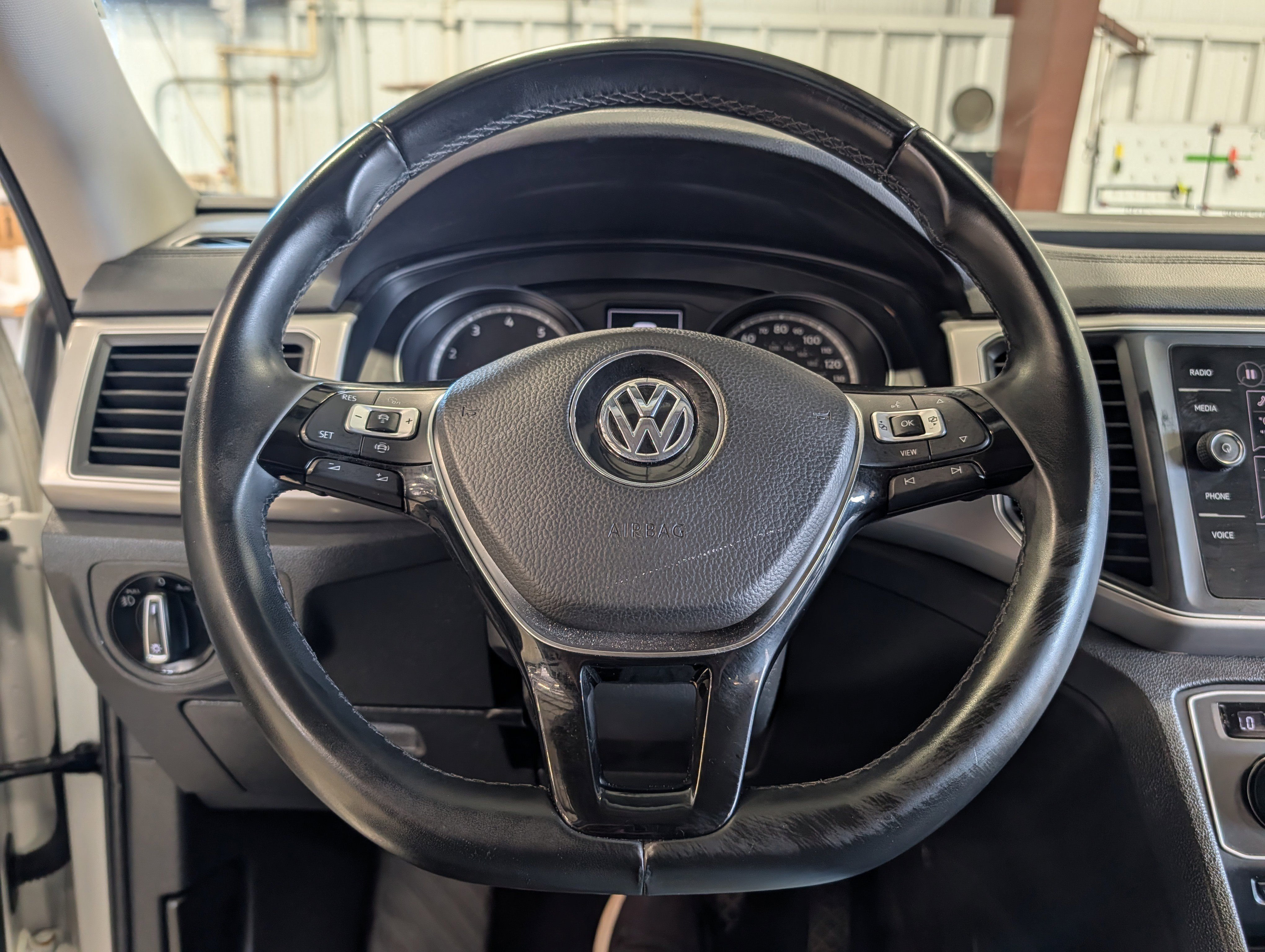 Used 2019 Volkswagen Atlas SE AWD/4WD image 35