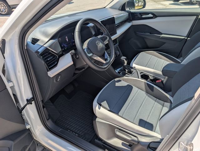 Used 2025 Volkswagen Taos S image 11