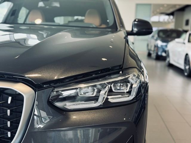 New 2025 BMW X4 xDrive30i w/ Premium Package image 8