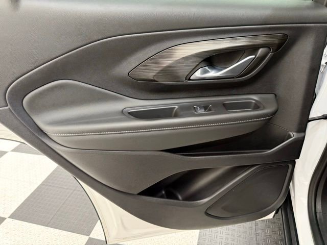 Used 2024 GMC Terrain SLE image 14