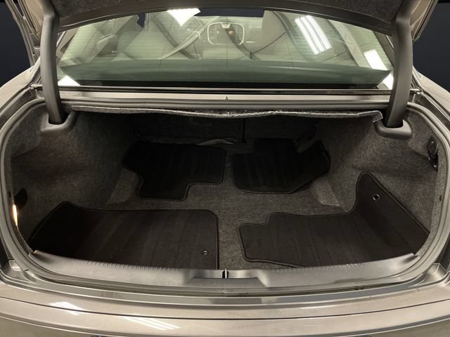 Used 2023 Chrysler 300 Touring w/ Sport Appearance Package RWD image 12