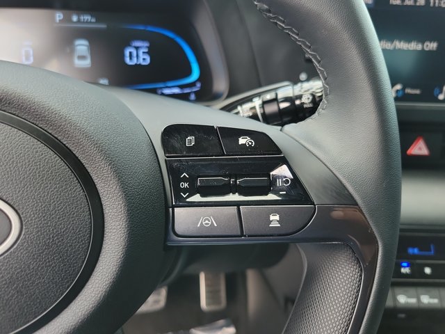 New 2026 Hyundai Elantra SEL Sport FWD image 20