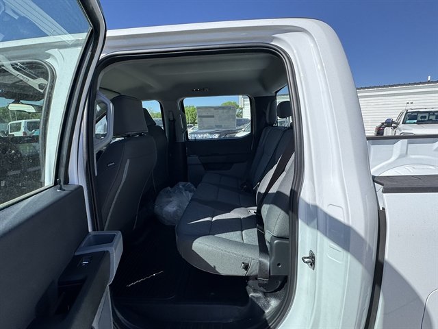 New 2026 Ford F350 XL w/ XL Off-Road Package AWD/4WD image 22