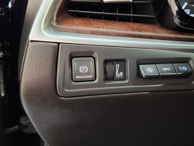 Used 2024 Cadillac XT5 Premium Luxury w/ Technology Package FWD image 22