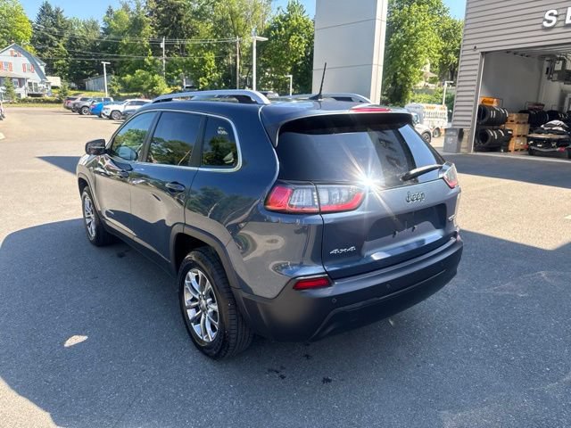 Used 2020 Jeep Cherokee Latitude Plus w/ Cold Weather Group AWD/4WD image 8