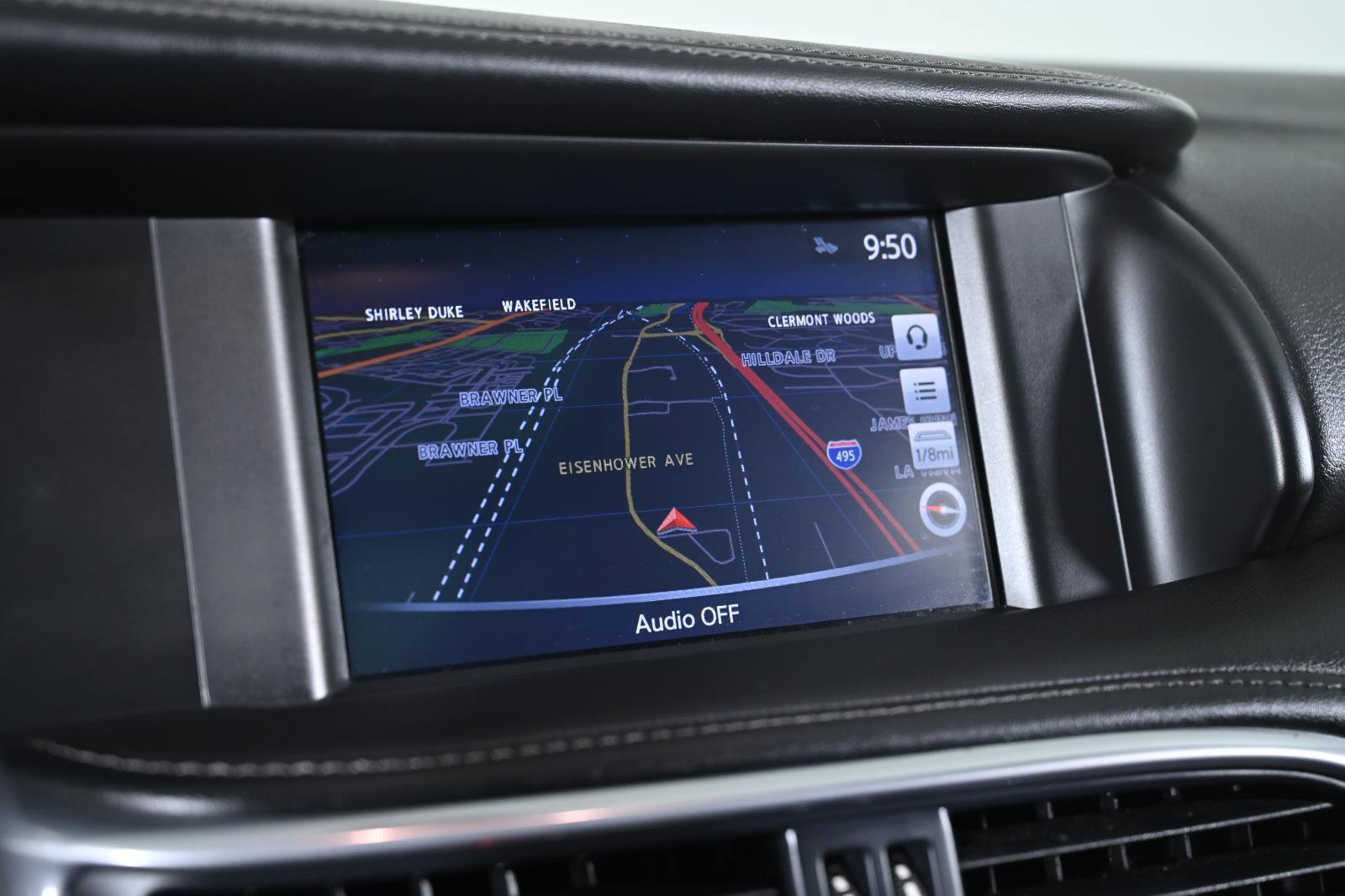 Used 2019 INFINITI QX30 Premium w/ Navigation Package image 14