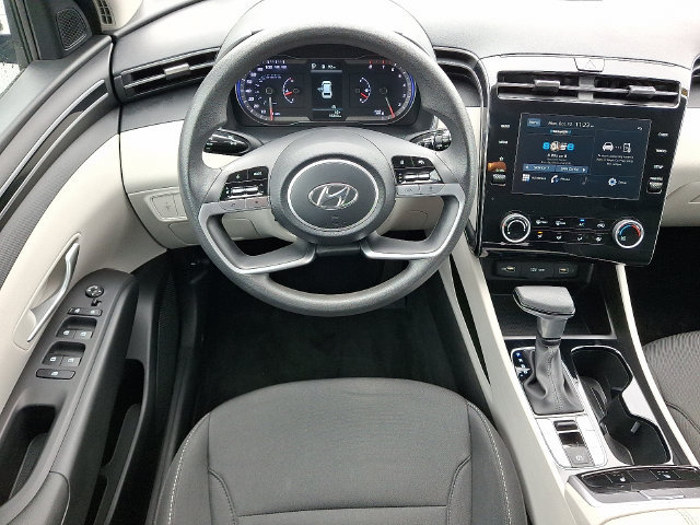 Certified 2022 Hyundai Tucson SEL AWD/4WD image 11