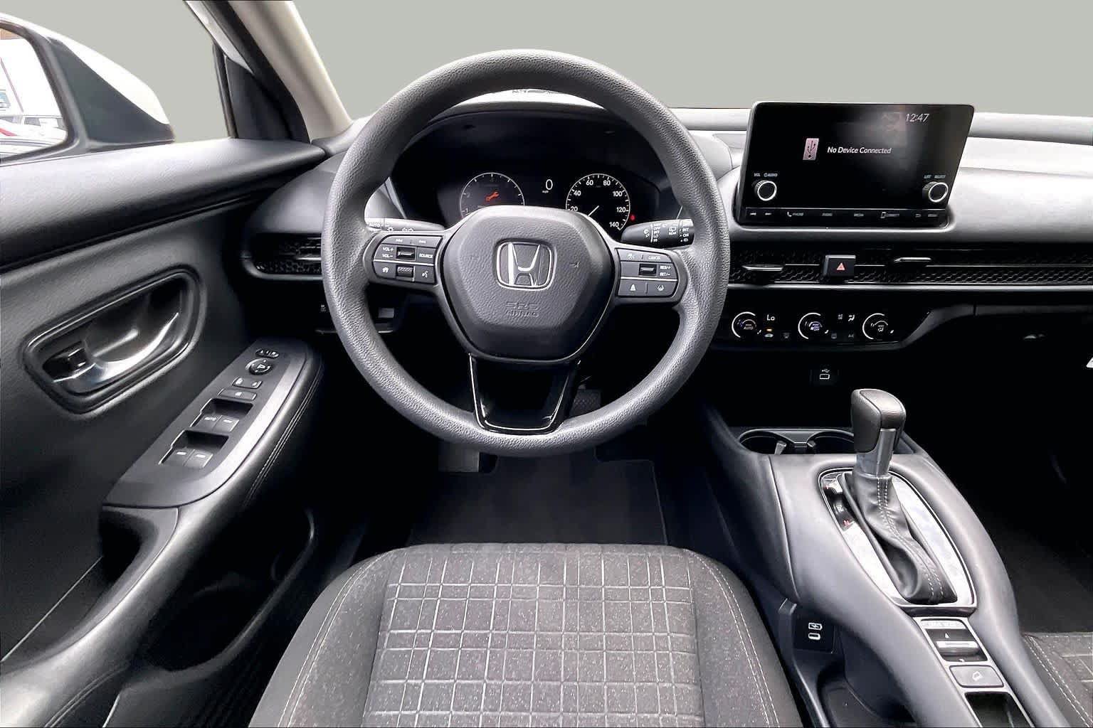 Used 2025 Honda HR-V LX image 5